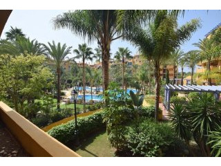 2 Bedroom Middle Floor Apartment