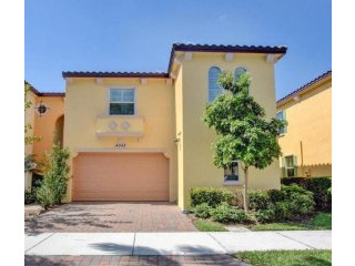 4542 Mediterranean Circle, Palm Beach..