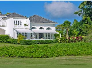 2 bedroom Property For Sale: Royal..