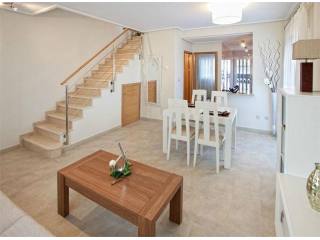 3 bedroom Town House For Sale:..