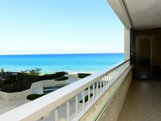 3 bedroom Residence For Sale: Singer..