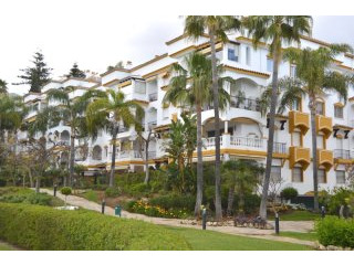 Very light apartment on The Golden Mile