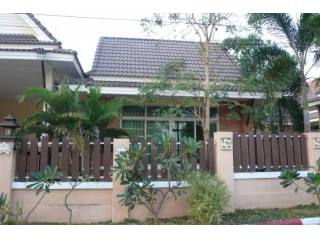 House for rent in Chaiyaphruk road.