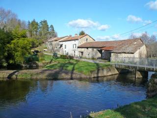 Renovated Water Mill With Restaurant On..