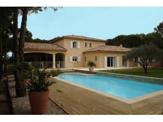 3 bedroom Country House For Sale: Near..