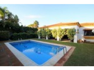4 Bedrooms - Villa - Cadiz - For Sale