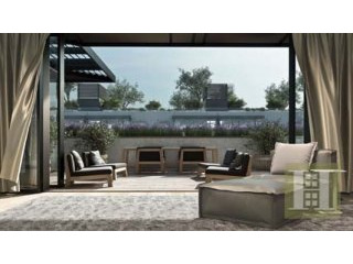 6 bedroom Apartment For Sale:429 KENT..