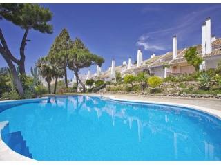Town House - The villa sleeps 6 people..