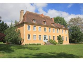 6 bedroom Castle For Sale: 03500 SAINT..