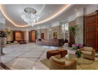 3 bedroom Flat For Sale: 4100 Island..
