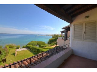 2 bedroom Apartment For Sale: Loc...