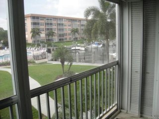 911 Gardenia Dr #251, Delray Beach, FL..