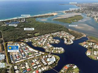 Living Choice Twin Waters - TWIN WATERS..