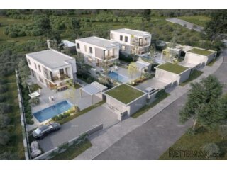 Prodaje se građevinsko zemljište na atraktivnoj lokaciji, b..