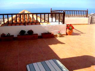 Apartment For Sale in Tijoco, Tenerife