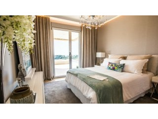 Three Bedroom Penthouse Apartment B6-9..