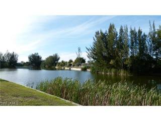 Land For Sale: Cape Coral, Florida