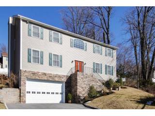 4 bedroom Residence For Sale:..