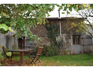 A 2 Bedroom Country House In A Quiet..