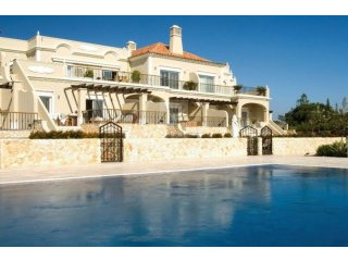 Stunning One Bedroom Duplex Apartment