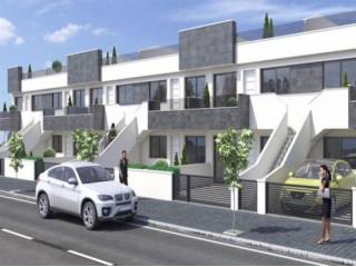 Lo Pagan - 2 Bed, 2 Bath Modern Build..