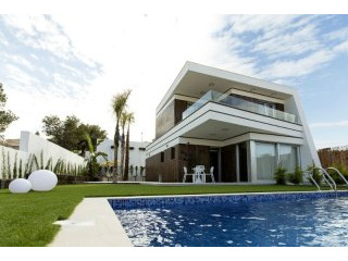 3 Bedrooms - Villa - Alicante - For Sale