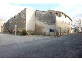 3 Bedrooms - Villa -..