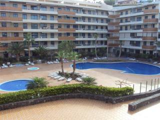 Apartment For Sale in Acantilado De Los..