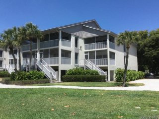 1 bedroom Condominium For Sale:..