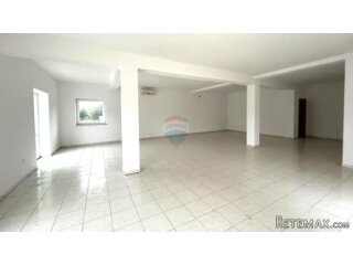 Stan Novigrad , Istra 135m2 , 4 spavaće sobe