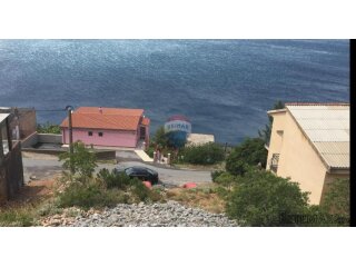Senj, građevinsko zemljište 471 m2, započeta gradnja, građev