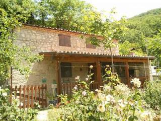 Stunning restored detached stone..