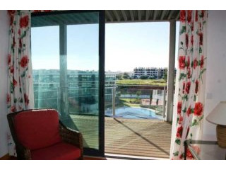 2 Bedrooms Flat For Sale - Faro
