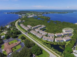 4 bedroom Town House For Sale: 3208..