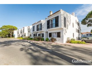 2 Beds Modern Renovated Apartment For..