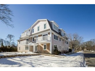 3 bedroom Flat For Sale: 16 Cottage..