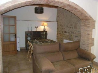 Stone House in Gualta.