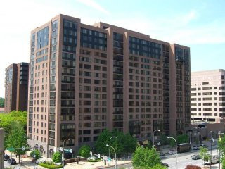 1 bedroom Condominium For Sale: White..