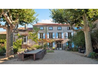 Remarkable Domaine With B & B, Gites..