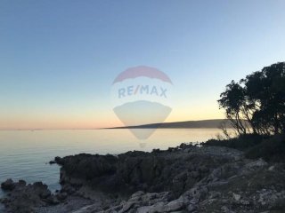 Otok Krk,Grad Krk, zemljište na ekskluzivnoj lokaciji!