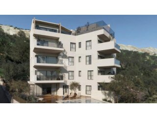 EKSKLUZIVNA PRODAJA JESENICE-S8