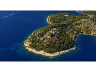 VIS, poljoprivredno zemljište 5086 m2