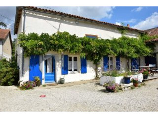 Two Bedroom House And Three Bedroom..