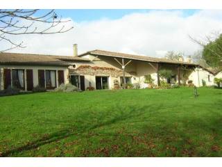 6 bedroom Villa For Sale: 79400 A 20..