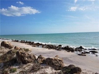 Land For Sale: 332 N Casey Key Rd..