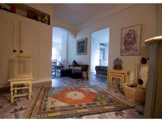 2 Bedrooms - 87m2 - 400 000 € -..