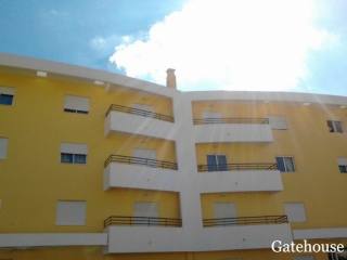 3 Bed Ground Floor Apartment In Sao..
