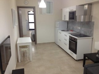 Flat, Luxurious Finish