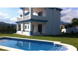 4 Bedrooms - Villas - Malaga - For Sale