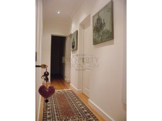 Renovated T2 Alfama Apartment+ terrace..